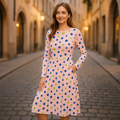 Midi Kleid mit blauen und grünen Polka Dots auf Rosa | Verspieltes Retro Kleid mit Taschen | Feminines Langarmkleid in Pastellfarben