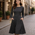 Schwarzes Polka Dot Midikleid mit Taschen – Langarm Kleid mit weißen Punkten, tailliert, bequemes Allover-Druck Kleid