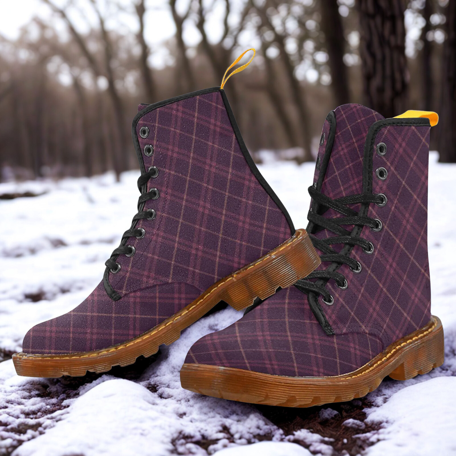 Damen Boots mit Pflaume-Mauve Karo | Winter Lace Up Canvas Boots | Bequeme stylische Karoboots für Herbst & Winter